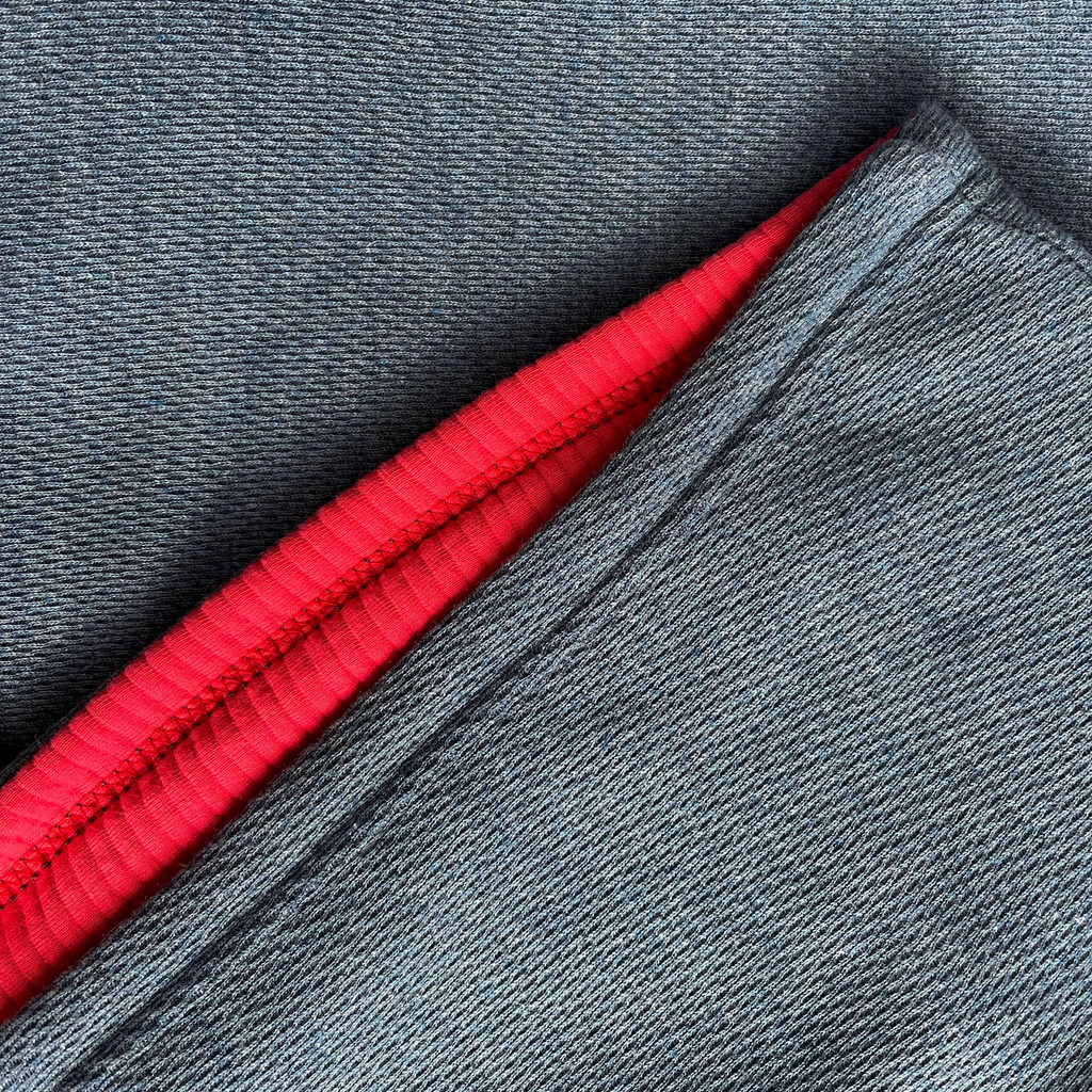 Heavyweight One Size Blanket Poncho - Quilted Inner - Image 15